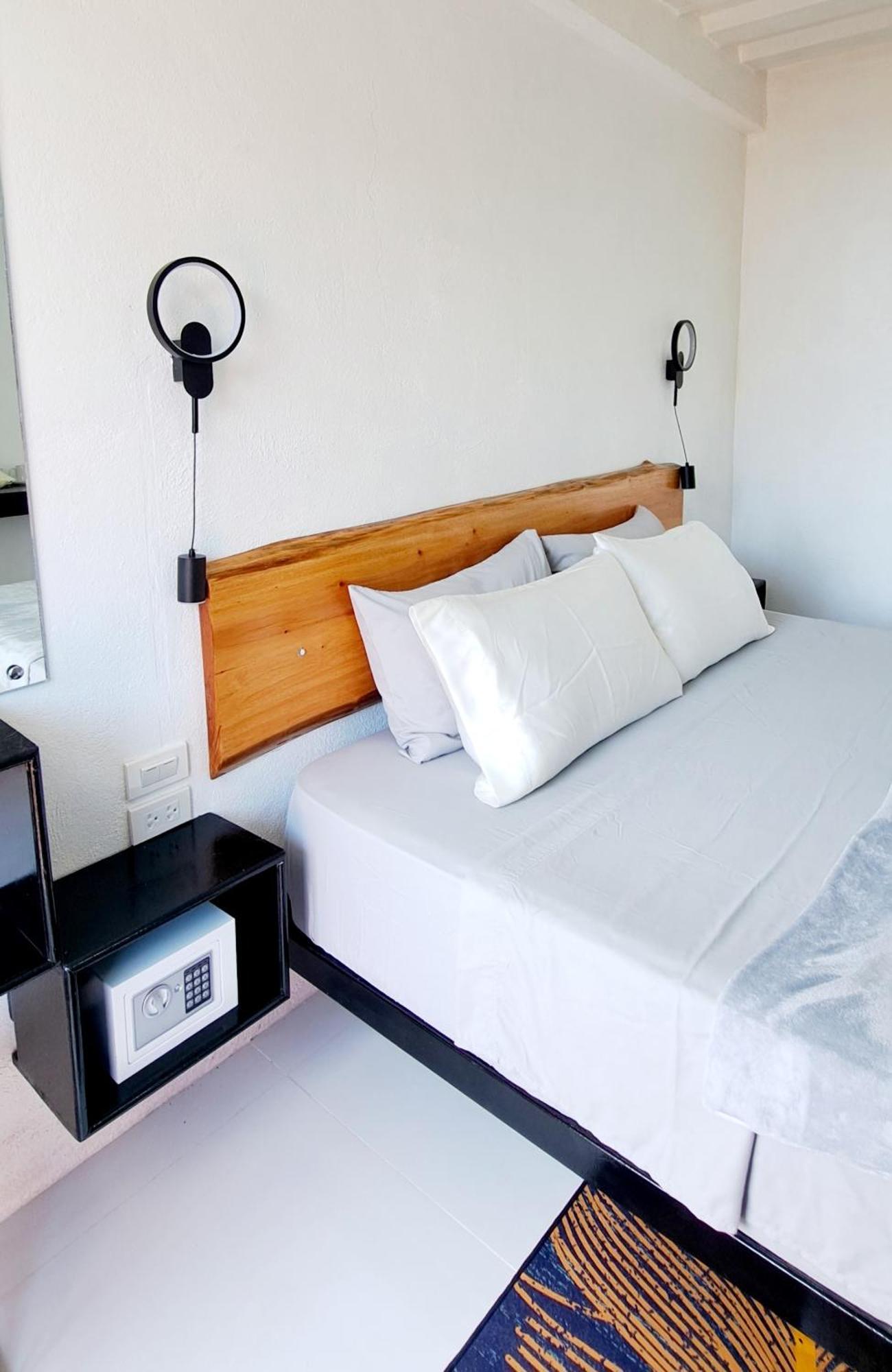 Bougainvillea Guesthouse San Juan  Extérieur photo